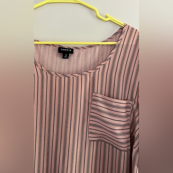 Top - Picture 5 of 6